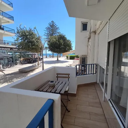 T1 Rosa Dos Ventos, A/c & Terrace - Casas & Papeis