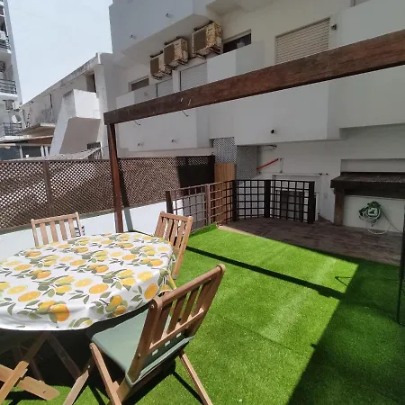 شقة T1 Rosa Dos Ventos, A/c & Terrace - Casas & Papeis Armação de Pêra