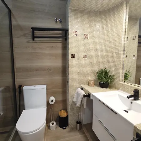 T1 Rosa Dos Ventos, A/c & Terrace - Casas & Papeis Daire