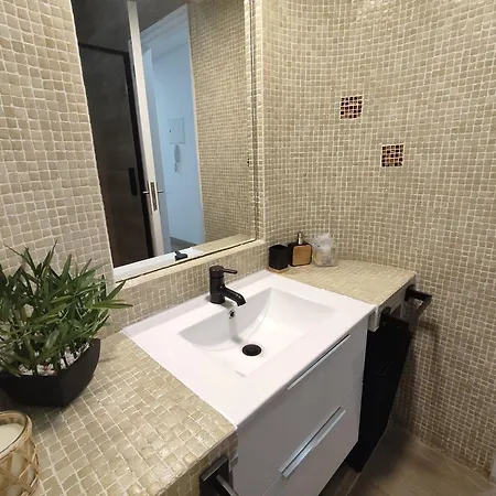 Daire T1 Rosa Dos Ventos, A/c & Terrace - Casas & Papeis Armação de Pêra