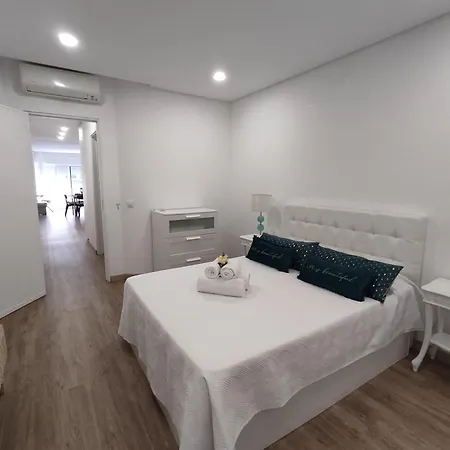 T1 Rosa Dos Ventos, A/c & Terrace - Casas & Papeis *