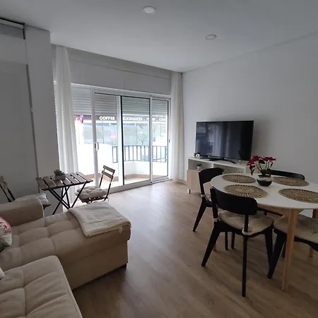 T1 Rosa Dos Ventos, A/c & Terrace - Casas & Papeis