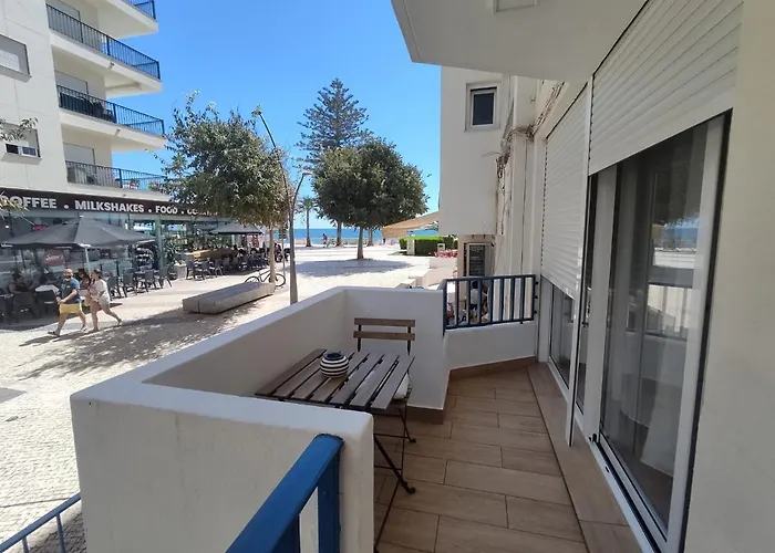 T1 Rosa Dos Ventos, A/c & Terrace - Casas & Papeis