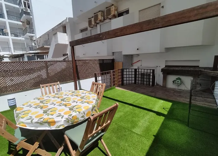 Daire T1 Rosa Dos Ventos, A/c & Terrace - Casas & Papeis Armação de Pêra