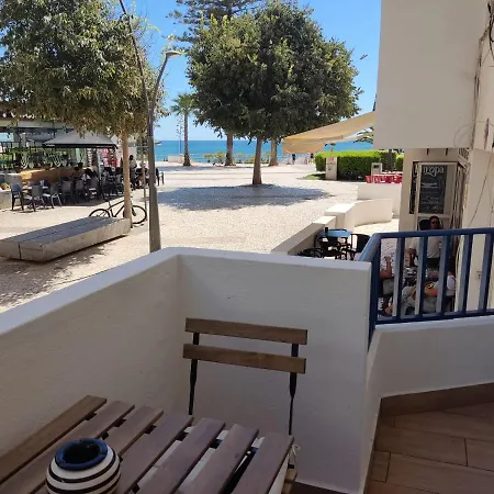 T1 Rosa Dos Ventos, A/c & Terrace - Casas & Papeis * Armação de Pêra